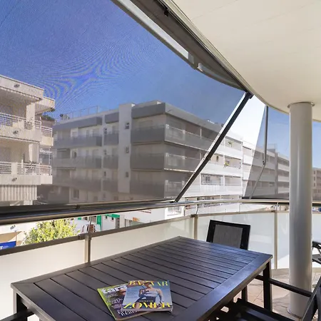 Apartament Lets Holidays Near Tossa *