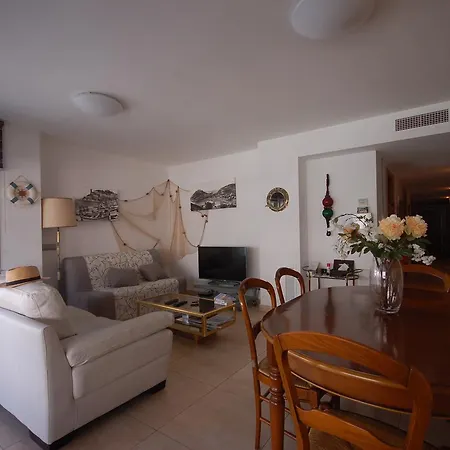 Apartment Lets Holidays Voramar